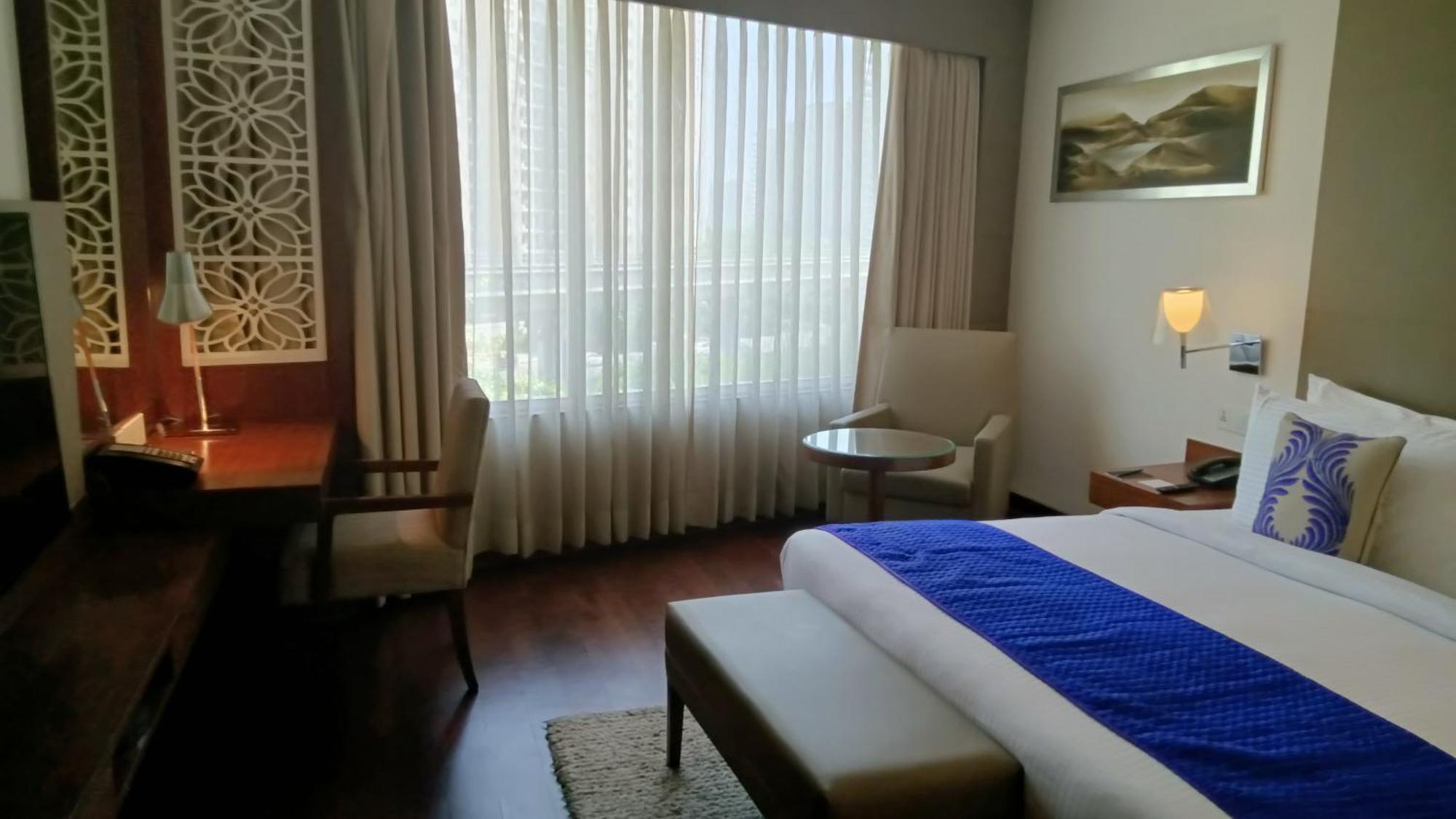 The Anya Hotel-Golf Course Road 구르가온 외부 사진