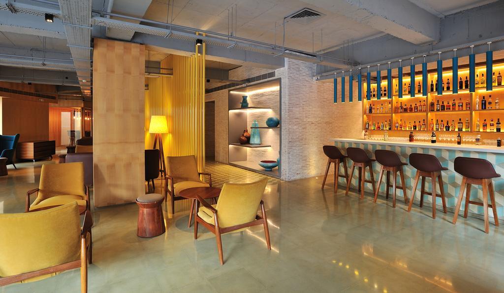 The Anya Hotel-Golf Course Road 구르가온 외부 사진