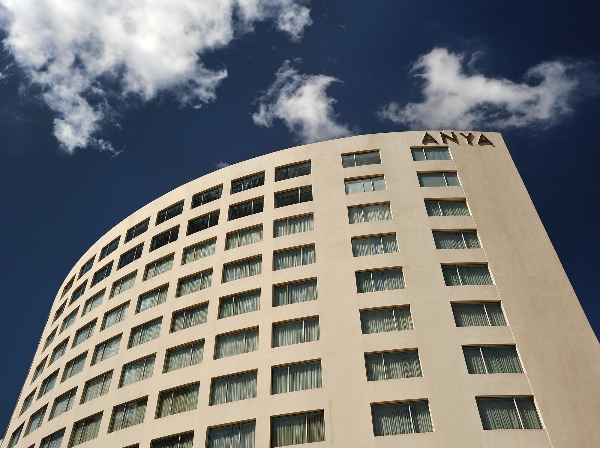 The Anya Hotel-Golf Course Road 구르가온 외부 사진