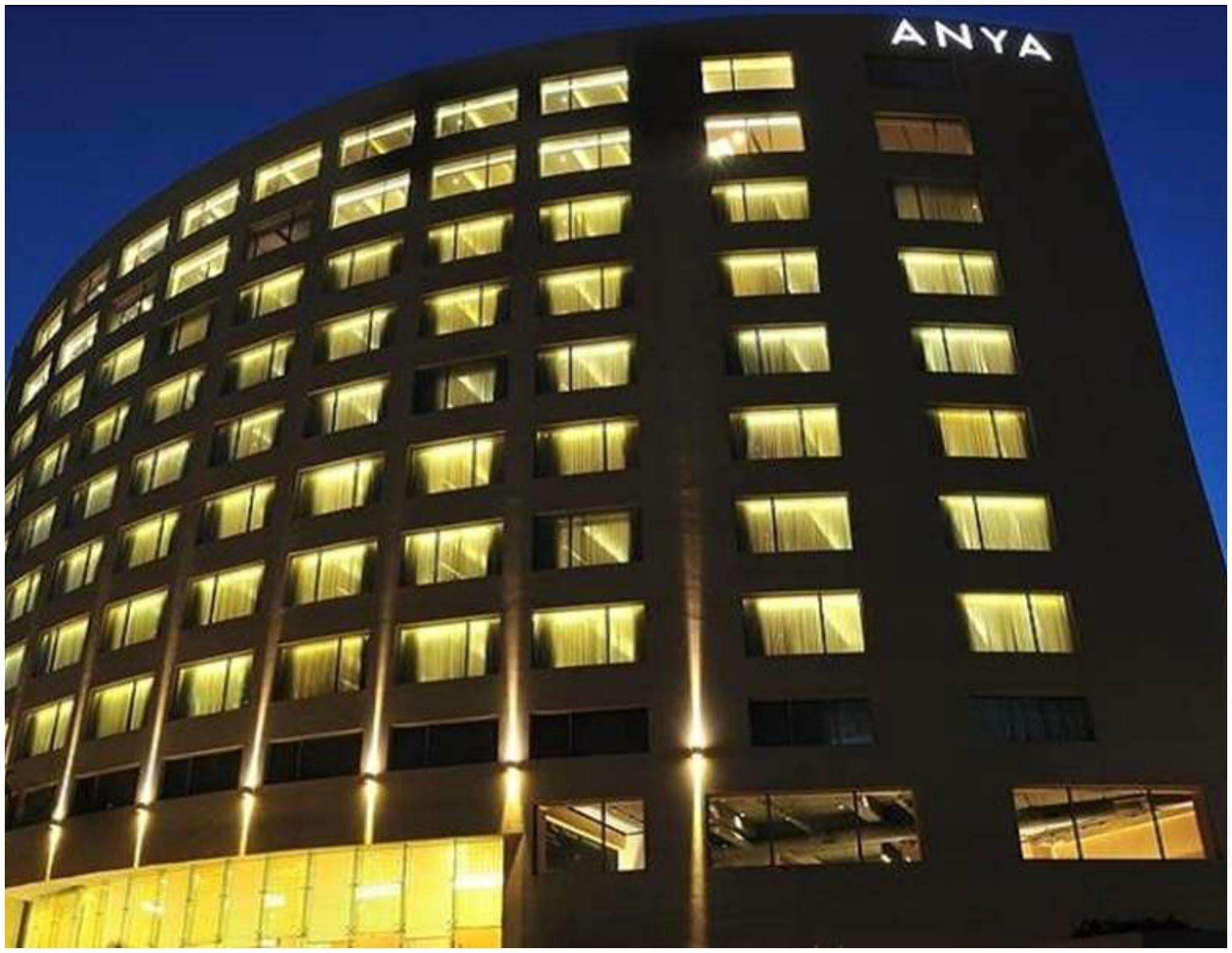The Anya Hotel-Golf Course Road 구르가온 외부 사진